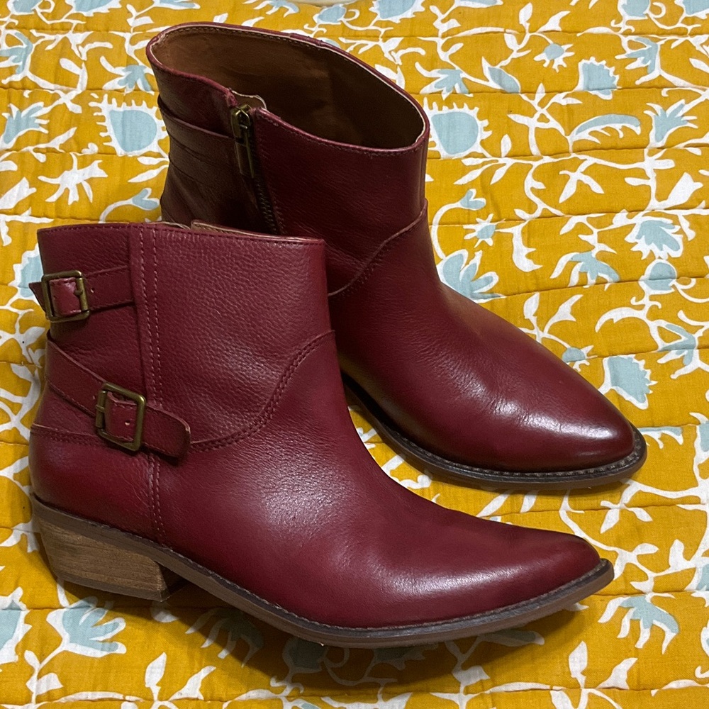 Lucky Brand Red Leather Ankle Booties